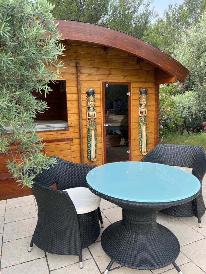 Вилла Appel Du Luberon Merindol Экстерьер фото