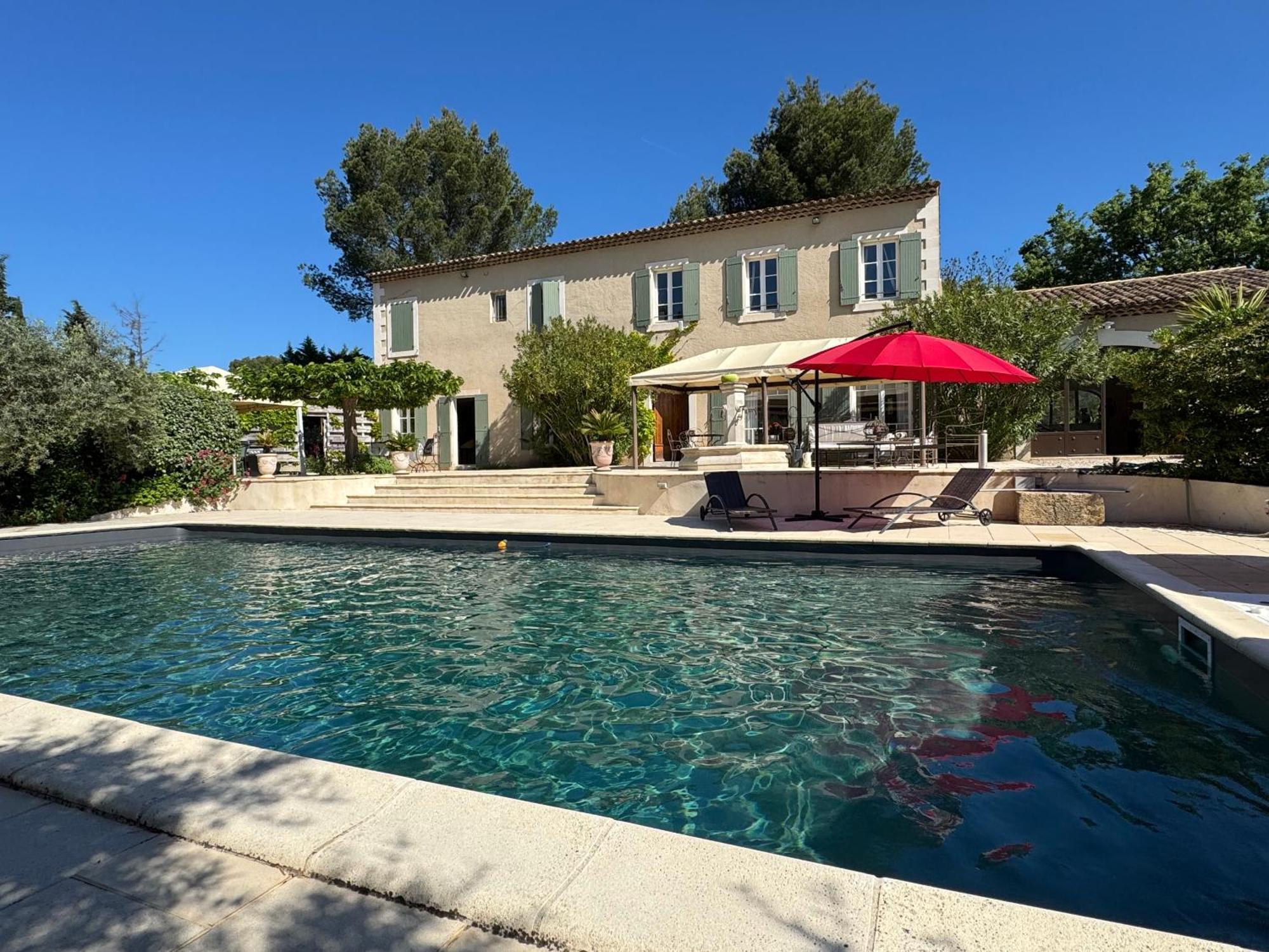 Вилла Appel Du Luberon Merindol Экстерьер фото